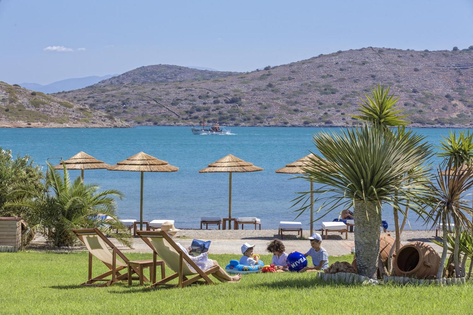 Villa Elounda Fronte Mare con Piscina Privata e Vista Mare